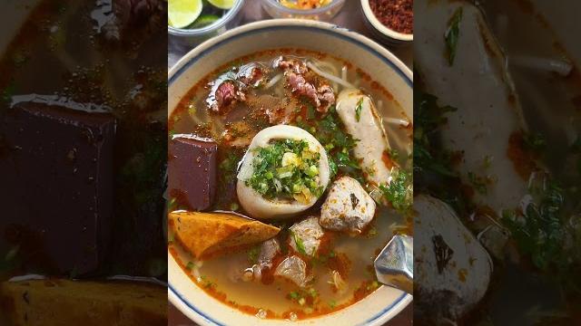 Vietnam’s most flavorful soup - bun bo hue! Vietnam’s most flavorful soup - bun bo hue!