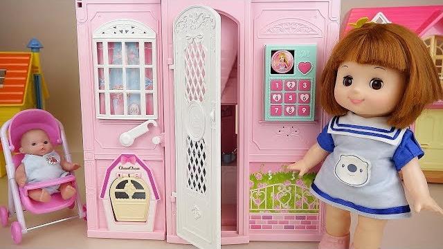 Baby doll house toys kitchen play baby doli Baby doll house toys kitchen play baby doli