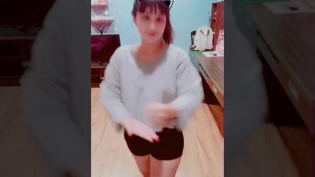 搗蒜舞/抖音 搗蒜舞/抖音