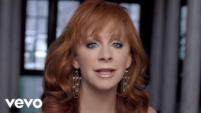 Reba mcentire - if i were a boy (official music video) Reba mcentire - if i were a boy (official music video)
