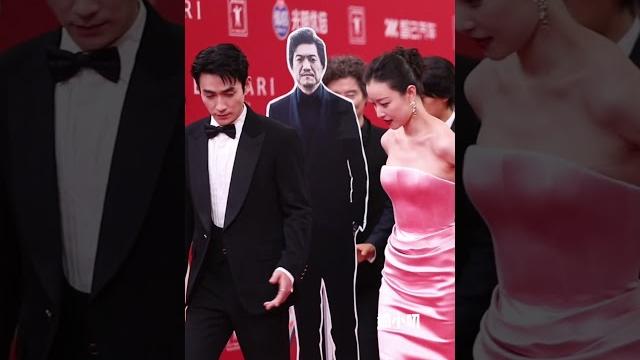 #电影东极岛剧组对我眼睛很好!!#朱一龙 #吴磊 #倪妮 #上海国际电影节 #电影东极岛剧组对我眼睛很好!!#朱一龙 #吴磊 #倪妮 #上海国际电影节