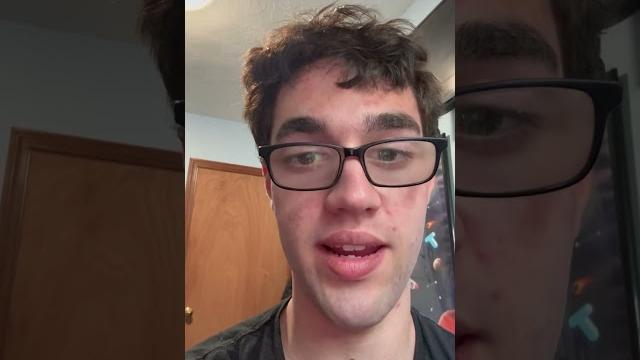 Help this fan out! #shortspage @willybilly1289 Help this fan out! #shortspage @willybilly1289