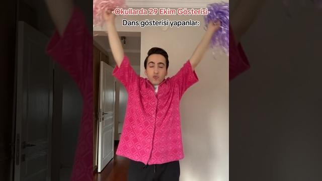 Okullarda 29 ekim gösterisi Okullarda 29 ekim gösterisi