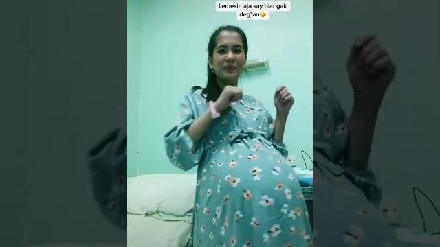 Bumil perut besar Bumil perut besar