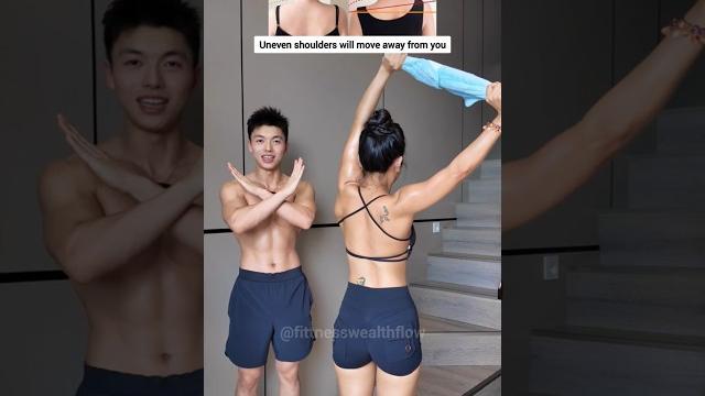 Broad shoulders or thick arms? do back workouts with just a towel to slim down and boost your charm! Broad shoulders or thick arms? do back workouts with just a towel to slim down and boost your charm!