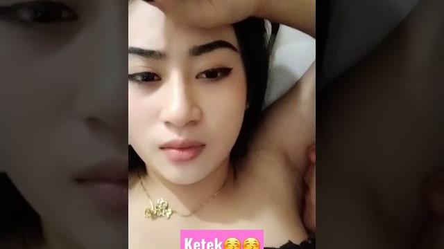 Kenikmatan dari ketek Kenikmatan dari ketek