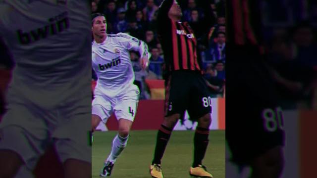 Ronaldinho beautiful ball control Ronaldinho beautiful ball control