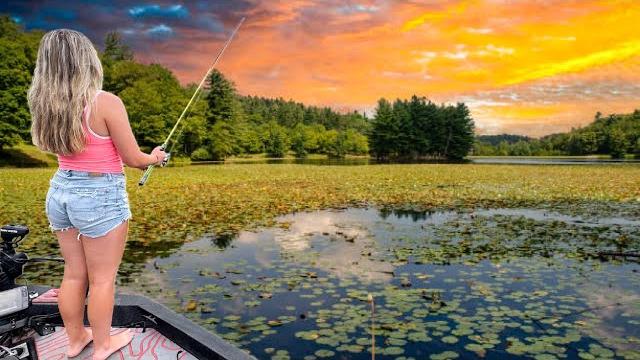 Bobber fishing for big bluegill! -- we found them mega loaded!!!! catch and cook country style! Bobber fishing for big bluegill! -- we found them mega loaded!!!! catch and cook country style!
