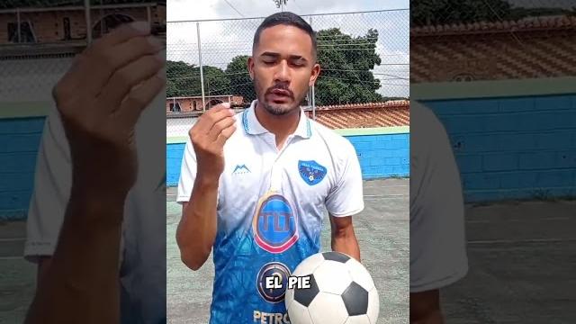 Aprende a controlar el balón ..#futbol #tips #professor #soccer #tecnica #clases #deporte #play Aprende a controlar el balón ..#futbol #tips #professor #soccer #tecnica #clases #deporte #play