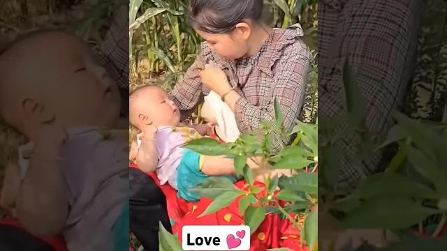 Baby breastfeeding tutorial 12 Baby breastfeeding tutorial 12