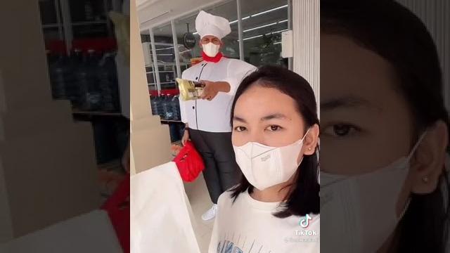 Tiktok | ayang prank mas ibnu sampai nangis! Tiktok | ayang prank mas ibnu sampai nangis!