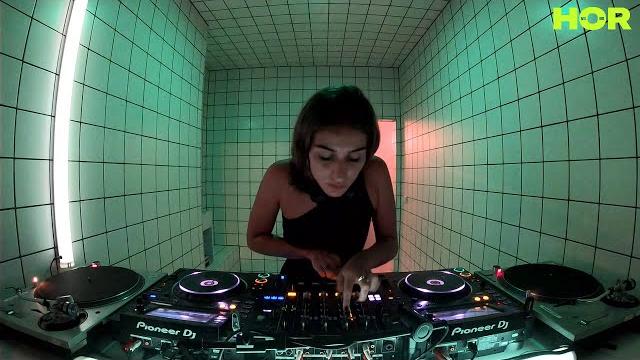 Lea occhi / september 24 / 8pm-9pm Lea occhi / september 24 / 8pm-9pm