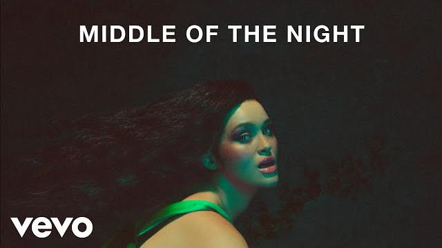 Elley duhé - middle of the night (audio) Elley duhé - middle of the night (audio)