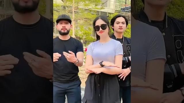 Mari bergoyang #trendtiktok #novitasarireal #novitasari Mari bergoyang #trendtiktok #novitasarireal #novitasari