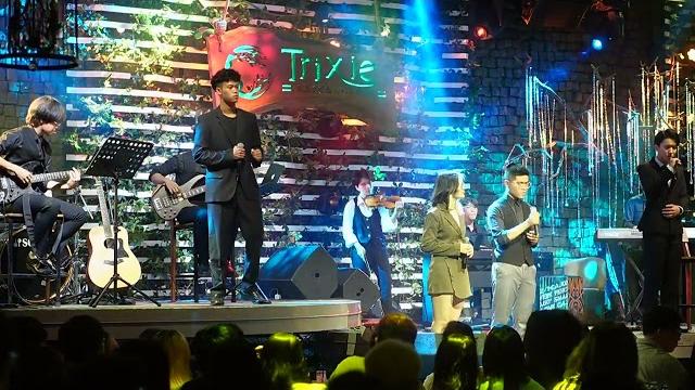 Lạc - quốc thiên - glee ams live cover Lạc - quốc thiên - glee ams live cover