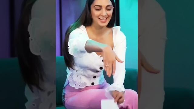 Famous, bollywood, | actress, #downblouse Famous, bollywood, | actress, #downblouse
