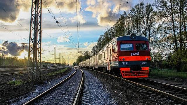 Окр мир 1 класс . зачем нужны поезда? Окр мир 1 класс . зачем нужны поезда?