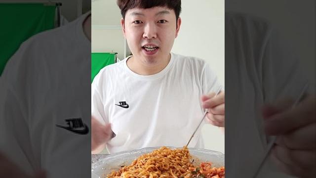 조회수치트키 불닭볶음면 김치 먹방 다음 예고편까지 완벽 조회수치트키 불닭볶음면 김치 먹방 다음 예고편까지 완벽