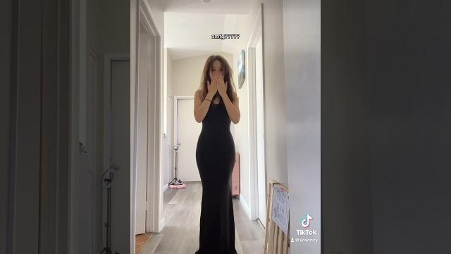 Reviewing the viral skims dress Reviewing the viral skims dress