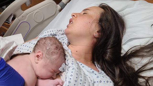 What does natural childbirth in a hospital look like?! What does natural childbirth in a hospital look like?!