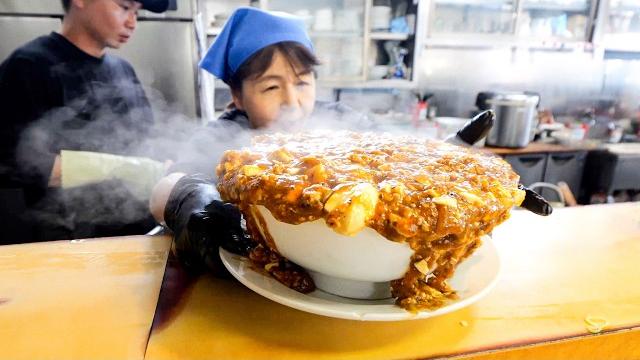 Giant food party! an extra large chinese dish. Giant food party! an extra large chinese dish.