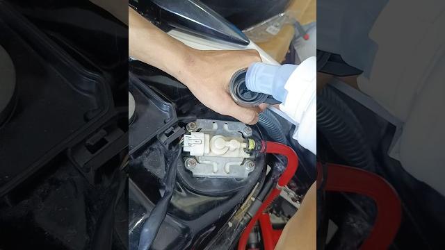 Vario uses electric water pump #ewp #waterpump Vario uses electric water pump #ewp #waterpump