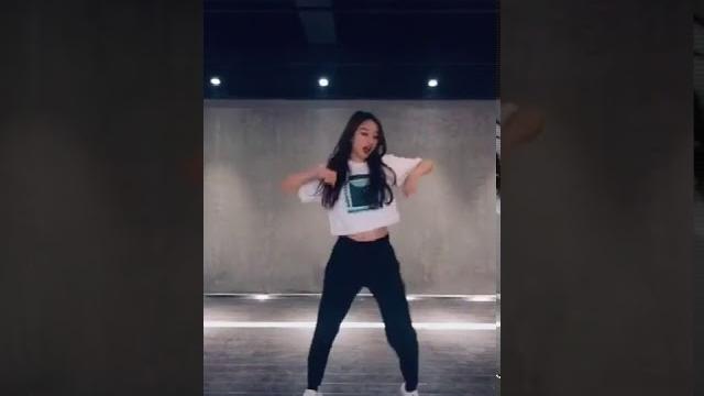 【抖音拍灰舞】你从未看过的全新版本!这才是真正的拍灰舞! 【抖音拍灰舞】你从未看过的全新版本!这才是真正的拍灰舞!