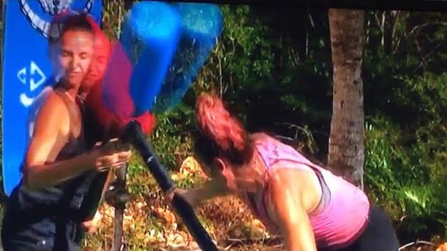 Nagihan berna’nın yüzüne vuruyor #survivorallstar #survivor2022 #shorts #bernakeklikler Nagihan berna’nın yüzüne vuruyor #survivorallstar #survivor2022 #shorts #bernakeklikler