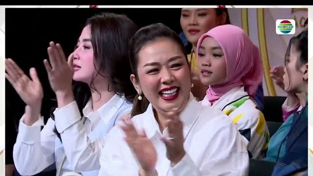 Buka-bukaan bareng juri! ada konsep baru di d’academy 7, lho! | press conference da 7 indosiar Buka-bukaan bareng juri! ada konsep baru di d’academy 7, lho! | press conference da 7 indosiar