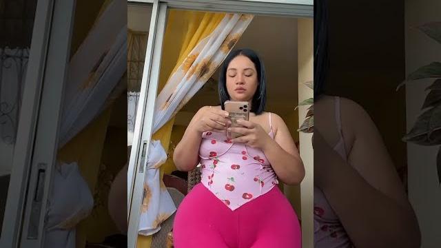 Luisana angeles: curvy fashion model, age, measurements, net worth & social media influence overview Luisana angeles: curvy fashion model, age, measurements, net worth & social media influence overview
