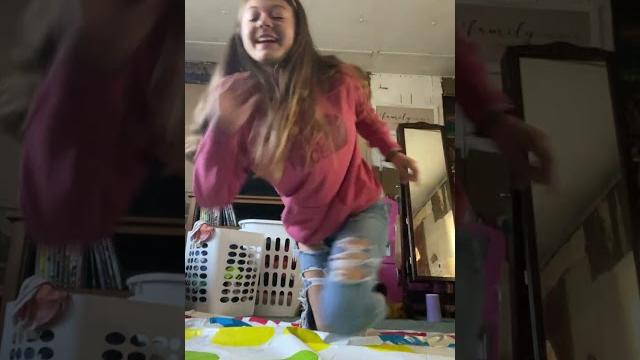 Playing twister w haylee 🫶 Playing twister w haylee 🫶