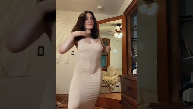 Tante shara #shorts #short #shortvideo #shortsvideo #subscribe #trending #tiktok #youtubeshorts Tante shara #shorts #short #shortvideo #shortsvideo #subscribe #trending #tiktok #youtubeshorts