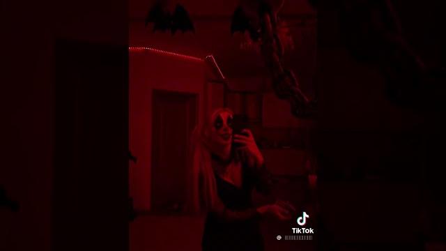 Света соллар готова к хеллуину Света соллар готова к хеллуину