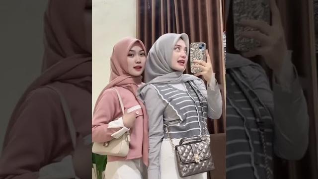 Mau jalan sama aku gak.. Mau jalan sama aku gak..