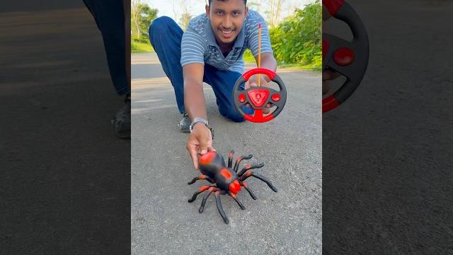 Rc 2 ta shape vs remote control spider Rc 2 ta shape vs remote control spider