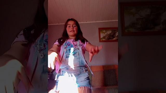 Ô novinha ô novinha brota no baile do planta vem para minha favela que você cria da esperança Ô novinha ô novinha brota no baile do planta vem para minha favela que você cria da esperança