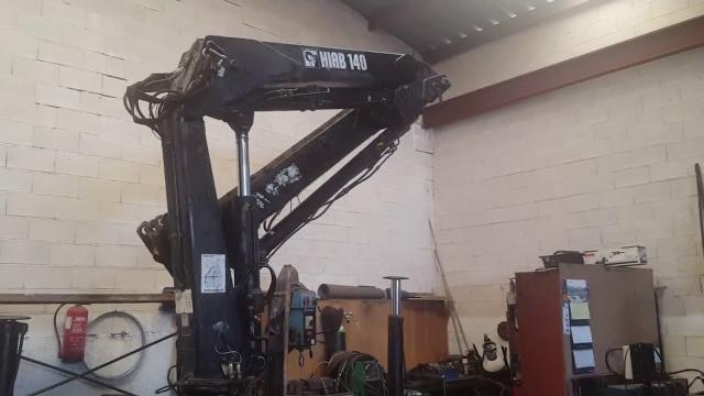 Crane hiab 140 2 Crane hiab 140 2