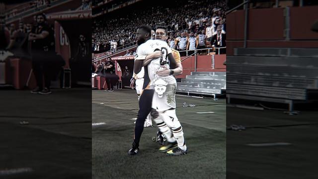 Real madrid players vs referee ️ Real madrid players vs referee ️