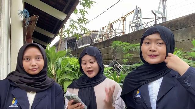 Business english tira septisya(122124110017) novia septiani (122124110011) sherin rahayu 12312110036 Business english tira septisya(122124110017) novia septiani (122124110011) sherin rahayu 12312110036