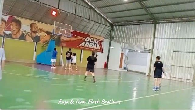 Flash brothers academy basketball sparing practice team ocil arena #flashbrothers #basketball Flash brothers academy basketball sparing practice team ocil arena #flashbrothers #basketball