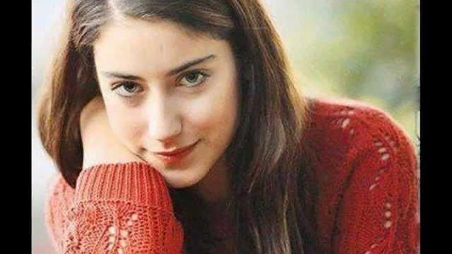Hazal kaya vs gizem karaca Hazal kaya vs gizem karaca