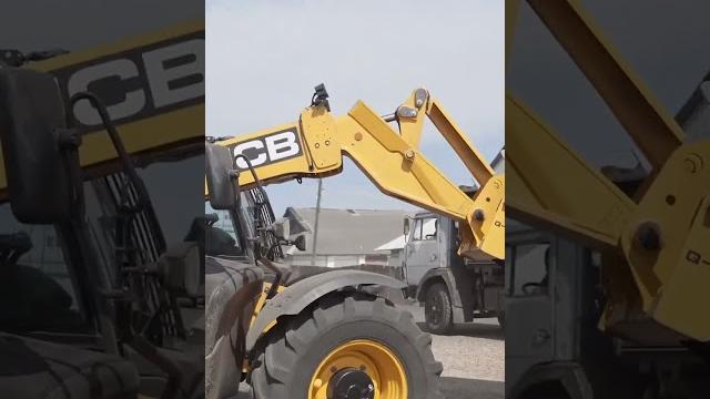 Погрузчик jcb #погрузчик #jcb #элеватор Погрузчик jcb #погрузчик #jcb #элеватор
