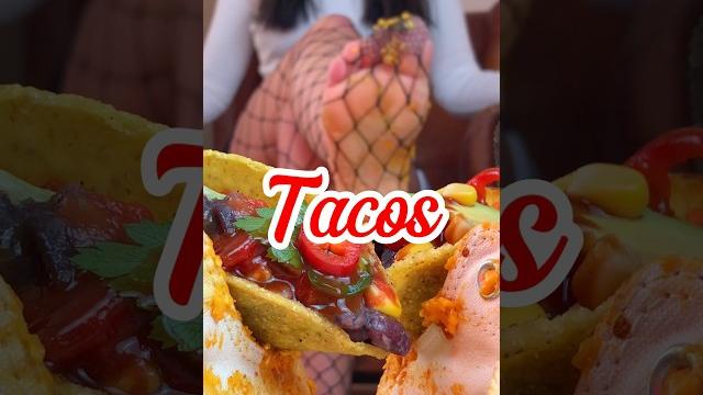 赤脚pea在converse运动鞋里踩碎食物!奇异的满足感!asmr 赤脚pea在converse运动鞋里踩碎食物!奇异的满足感!asmr