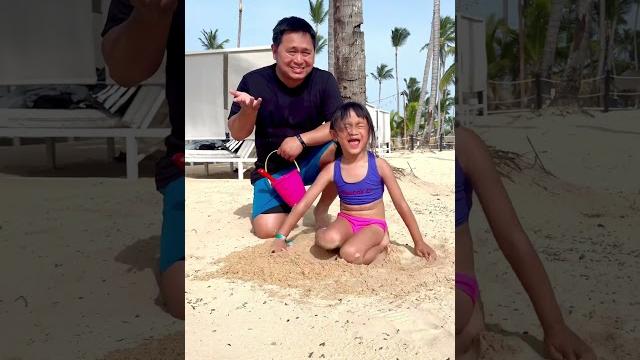 Beach prank on cute kid ️ Beach prank on cute kid ️
