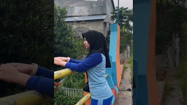 Anak sma body montok #hijab #modelhijaber #gemoy Anak sma body montok #hijab #modelhijaber #gemoy