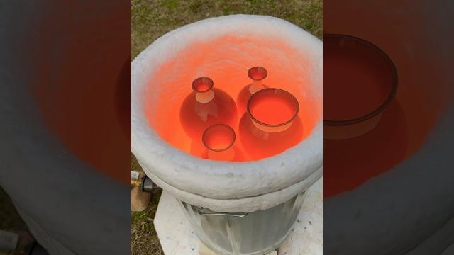Raku firing in a trash can kiln step-by-step instructions #raku #pottery #ceramic #kiln #diy Raku firing in a trash can kiln step-by-step instructions #raku #pottery #ceramic #kiln #diy