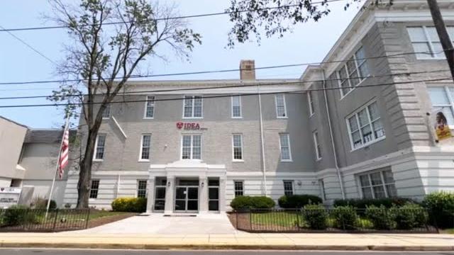 Teacher at dc school accused of soliciting nude photos from teen using cash app | nbc4 washington Teacher at dc school accused of soliciting nude photos from teen using cash app | nbc4 washington