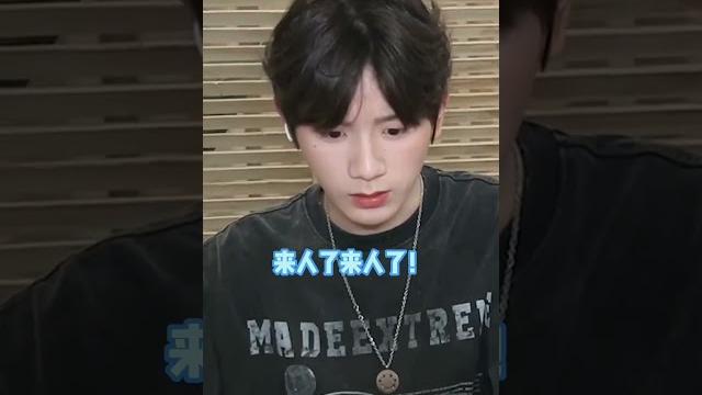 小红书的标题是林俊熙:人与人之间的差距咋这么大呢丨我觉得第一个的男女行为差异反了 小红书的标题是林俊熙:人与人之间的差距咋这么大呢丨我觉得第一个的男女行为差异反了