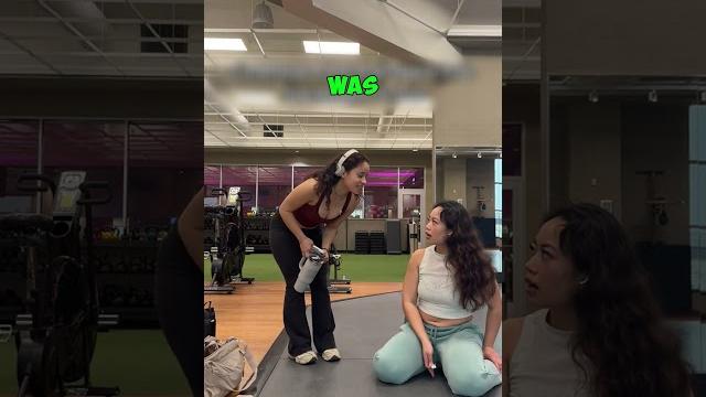 Her pants exposed everything! Her pants exposed everything!