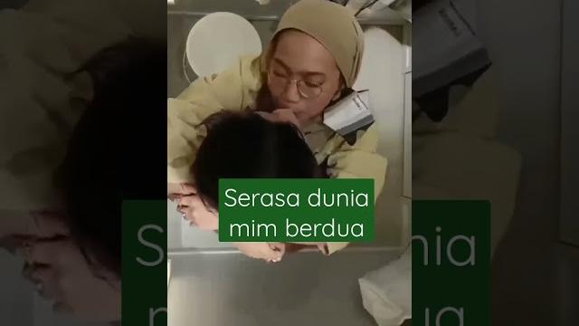 Ciuman di bilik ganti enak kiss in fitting room ruang ganti #kiss #fittingroom #shorts #mesum #viral Ciuman di bilik ganti enak kiss in fitting room ruang ganti #kiss #fittingroom #shorts #mesum #viral